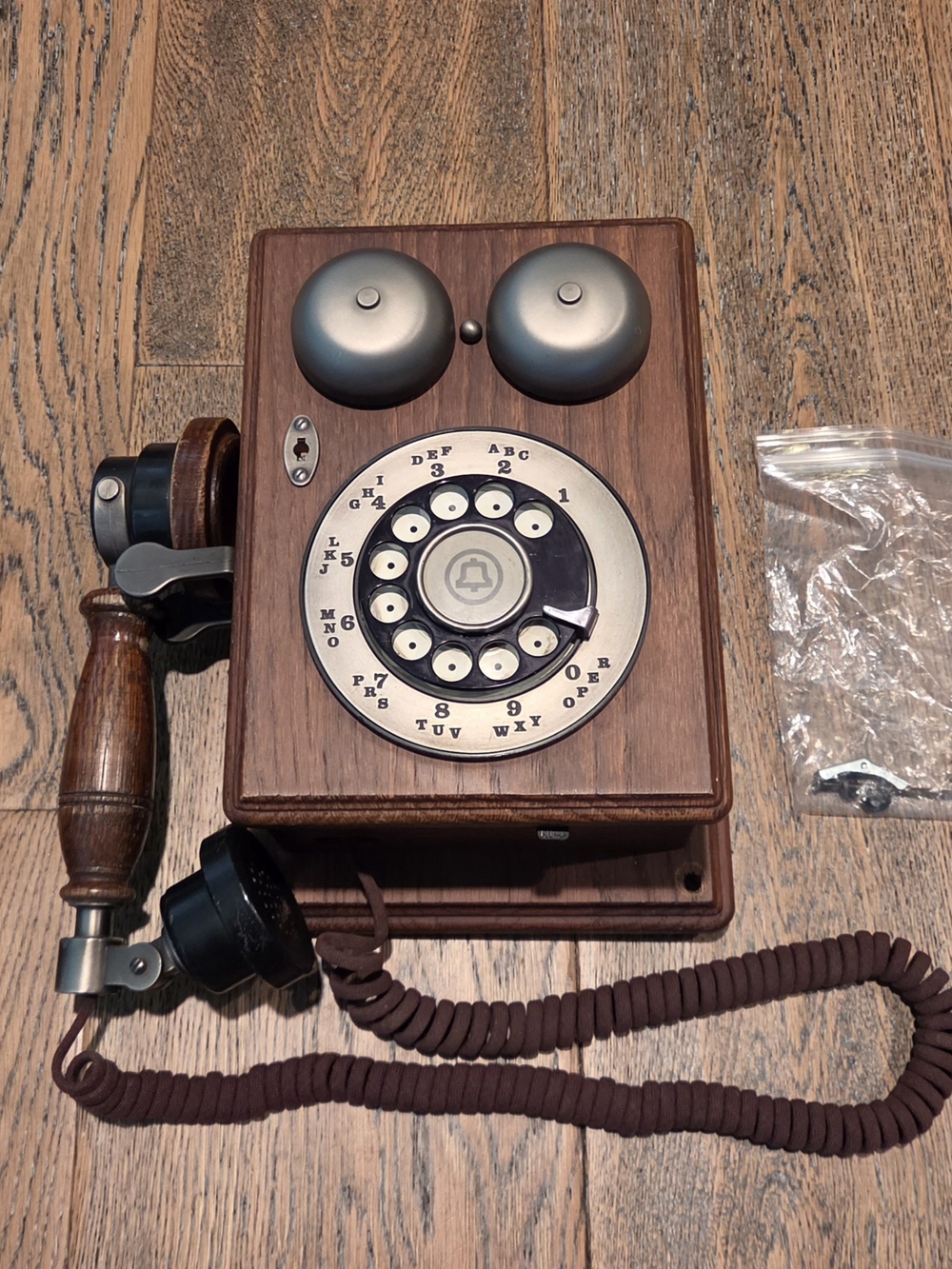 Western Electric - Vintage Country Junction Wood Box Wall Mounted Phone - Rotary